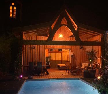 Gujan-Mestras House | Chalet Atypique VUE Piscine