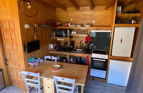 Urbanya Ski Chalet | chalet bois montagne Urbanya Occitanie