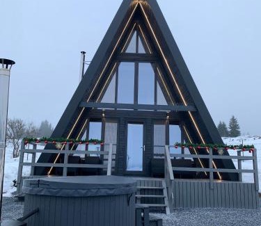 Dorna Candrenilor Ski Chalet | Chalet Charme Bucovina