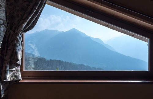 Marmora Ski Chalet | Chalet 'Civico 13' with Mountain View, Shared Garden and Wi-Fi