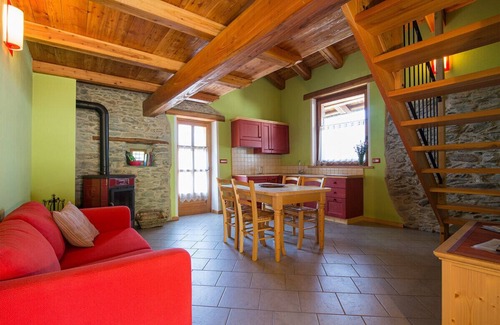 Marmora Ski Chalet | Chalet 'Civico 2' with Mountain View, Balcony and Wi-Fi