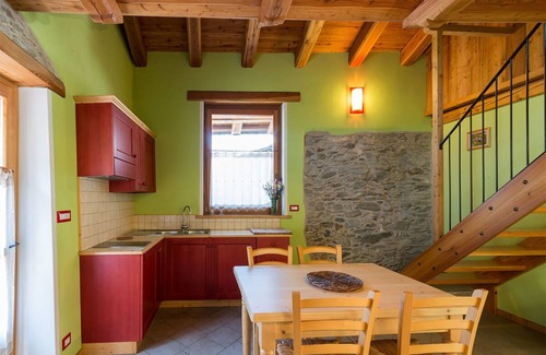 Marmora Ski Chalet | Chalet 'Civico 2' with Mountain View, Balcony and Wi-Fi