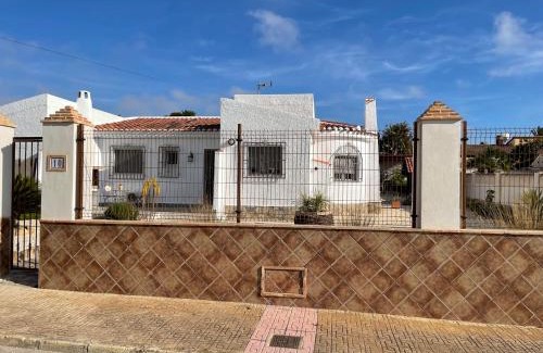 La Siesta House | CHALET CON PISCINA PRIVADA