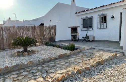 La Siesta House | CHALET CON PISCINA PRIVADA