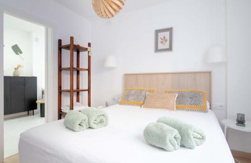 Grao de Gandia Apartment | Chalet con Vistas al Mar Piscina y Azotea de Ensueño