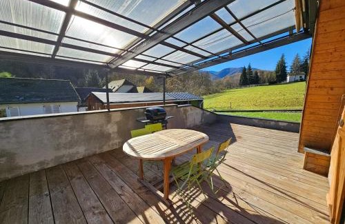 Pouzac Ski Chalet | Chalet cosy avec vue dégagée