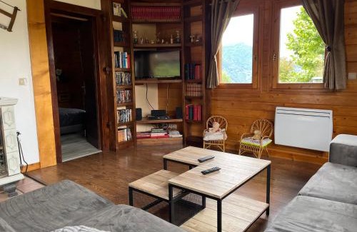 Chatillon-sur-Cluses Ski Chalet | Chalet Cosy avec terrasse plein sud, 2 chambres, au cœur de la Haute-Savoie