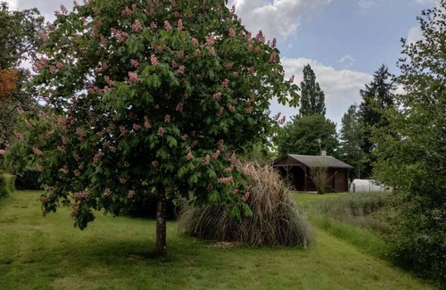 Saints-en-Puisaye Ski Chalet | Chalet des prés de la fontaine