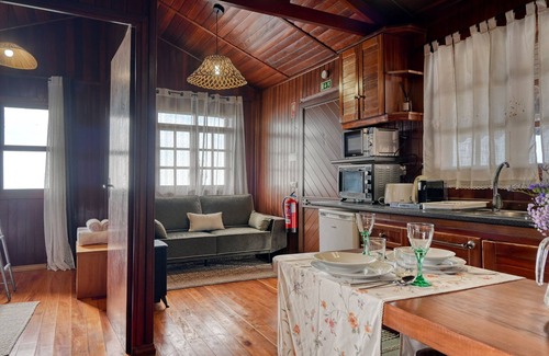 Ponta do Sol Ski Chalet | Chalet do Relógio d’Água, a Home in Madeira