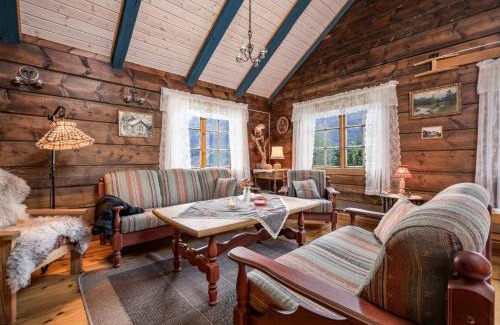 Olden Ski Chalet | Chalet Eiketun by Interhome