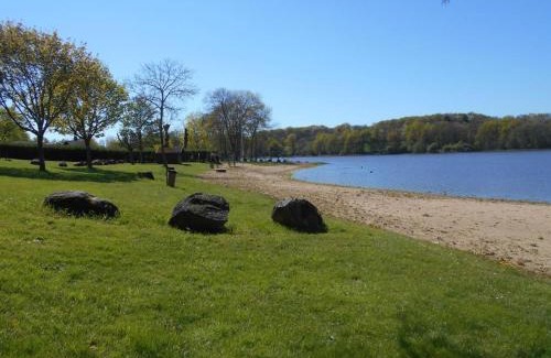 Treignat House | Chalet familial avec terrasse et activités camping - FR-1-489-405