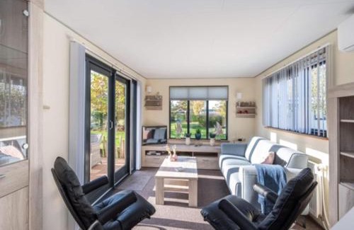 Goedereede House | Chalet in Goedereede near North Sea Beach