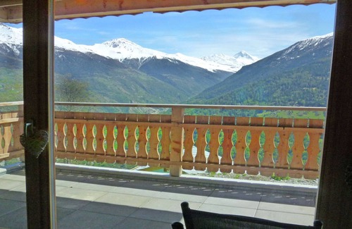 Heremence Ski Chalet | Chalet in Heremence With Stunning Alpine Views