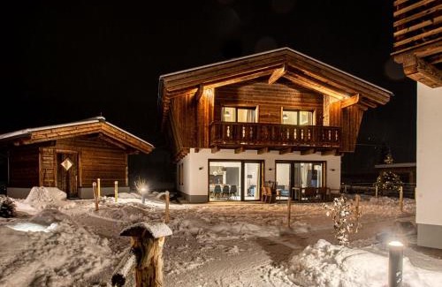 Wald im Pinzgau House | Chalet in Pinzgau near Ski Slopes & Sauna
