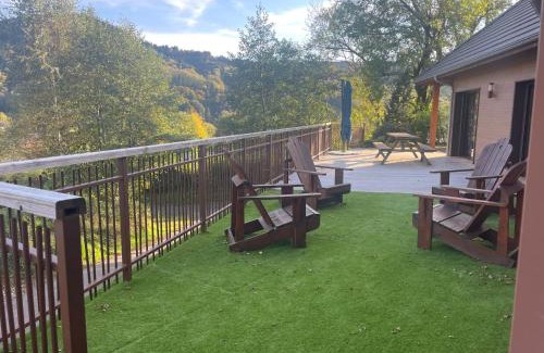 Murat-le-Quaire Ski Chalet | chalet l'échappée belle