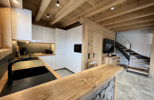 Vallorcine Ski Chalet | Chalet L'Oursonne - New, nature & luxury