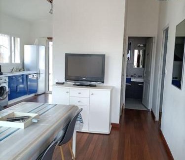 Gruissan Plage Ski Chalet | Chalet La Mer Veille 1