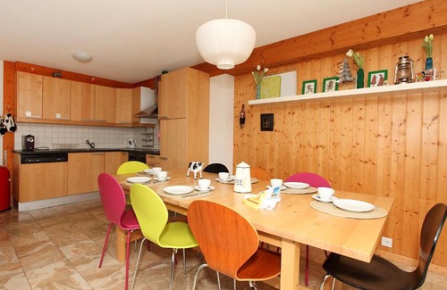 Ovronnaz Ski Chalet | Chalet Le Chamois Vert by Interhome