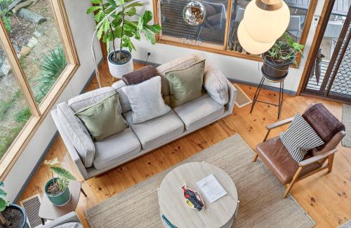 Port Elliot Ski Chalet | CHALET MOMA Port Elliot - BYO Linen - for lovers of different