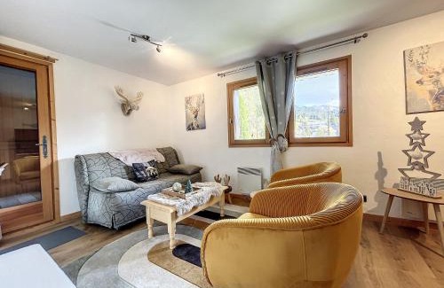 Les Gets Ski Chalet | Chalet Olympiades -8 pers - proche centre