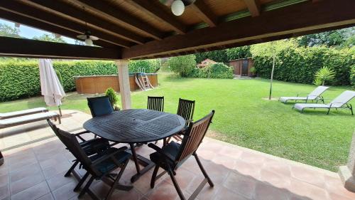 Bueu House | Chalet Rural Toñita 400 m playa piscina barbacoa chimenea