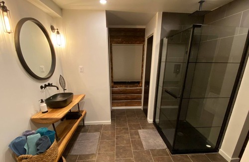 Mandeville Ski Chalet | Chalet rustique en bois rond avec splendide vue sur la vallée