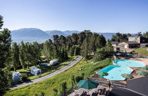 Font-Romeu-Odeillo-Via Ski Chalet | Chalet, swimming pool, terrace, fireplace or stove, 55m², Font Romeu