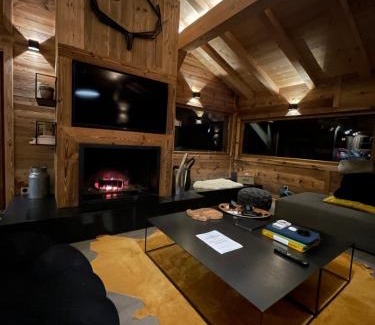 Superbolquere Ski Chalet | Chalet Standing Exceptionnel