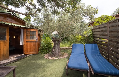 Coti-Chiavari Apartment | Chalet 'Un Moment De Douceur' with Sea View, Wi-Fi and Air Conditioning