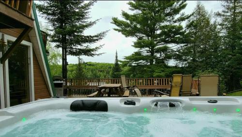 Chertsey Ski Chalet | Chalet Vert le lac