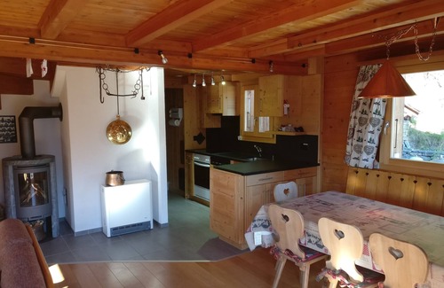 St. Luc Ski Chalet | Chalet VOLIÈRE HAUT -Outside : chalet for 8 persons, large terrace, garden, balcony, barbecue, sun t