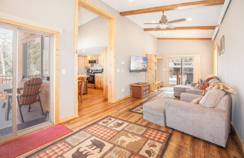 Breckenridge Ski Chalet | Chalet w 2nd Floor | Pool, Hot Tub