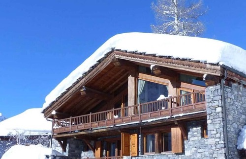 Le Cret Ski Chalet | Chalet, wifi, view open, balcony, fireplace or stove, parking, tv, ski locker, 170m², Val d'Isère