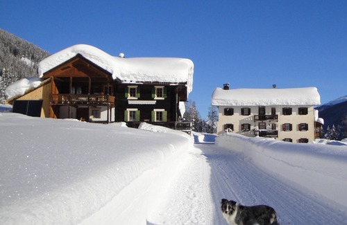 Frauenkirch Ski Chalet | Chalet with a panoramic view