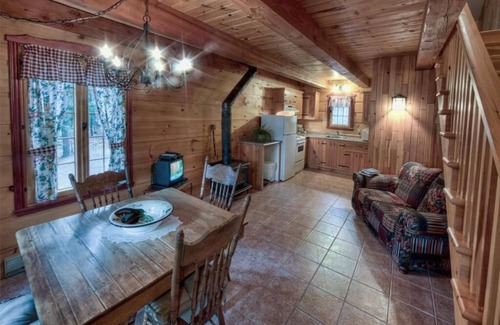 Saint-Joachim Ski Chalet | Chalet with exceptional view of the St. Lawrence