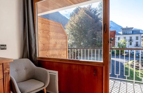 Chamonix City Centre Apartment | Chaleureux appart 4 pers avec terrasse et wifi, Chamonix centre - FR-1-343-222