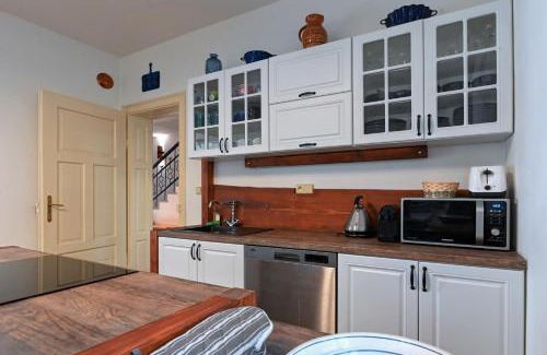 Abertamy Ski Chalet | Chalupa EMA