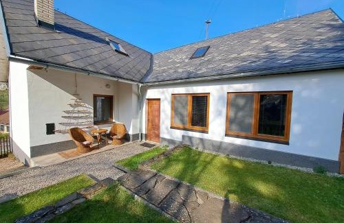 Cerveny Kamen House | Chalupa pod bralom