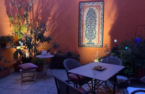 Victor Hugo - Saint-Augustin House | Chambre chez l'habitant - proche du centre - salle d'eau et WC privés