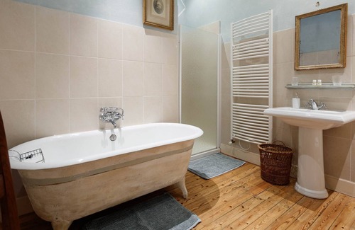 Marssac-sur-Tarn Bed & Breakfast | Chambre d'hôtes, "de madame