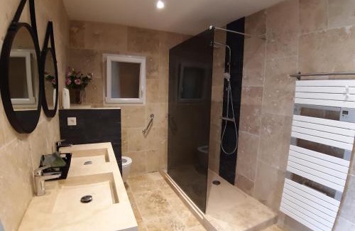 Alba-la-Romaine Bed & Breakfast | Chambre d hôte piscine spa