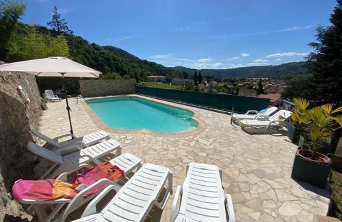 Tournon-sur-Rhone Bed & Breakfast | Chambre d'hôtes Napoléon à La Terrasse piscine local vélo
