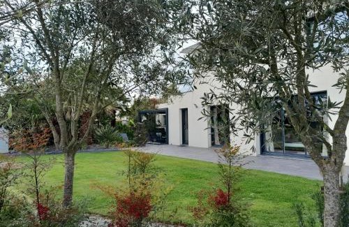 Bruc-sur-Aff Bed & Breakfast | Chambre d'hôtes Les Bruyères