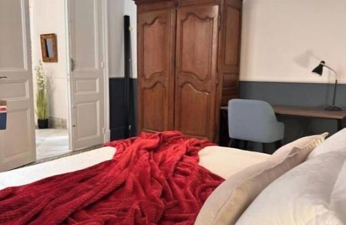 Bab Bhar Bed & Breakfast | Chambre Dans Appartement Partagé en Plein Centre Ville, aux Portes de la Médina