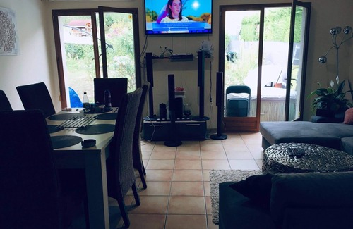 Varambon House | Chambre Dans Maison Face à la Rivière Dain