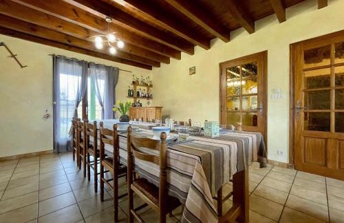 Alleyras Bed & Breakfast | Chambre Lilas à Alleyras - Animaux admis, Table d'hôtes, Terrains spacieux - FR-1-582-514