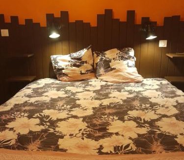 Sarrouilles House | Chambre paisible à la campagne