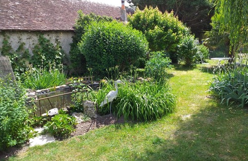 Descartes Bed & Breakfast | Chambres d'hôtes, " au coeur de la nature, et du calme"