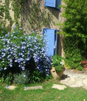 Vic-la-Gardiole Bed & Breakfast | Chambres d'hôtes Lou Félibre