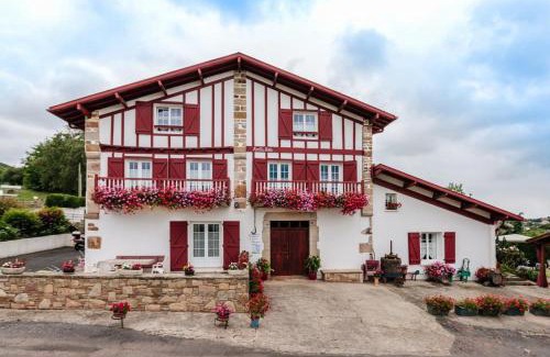 Urrugne Bed & Breakfast | Chambres d'hôtes MANTTU
